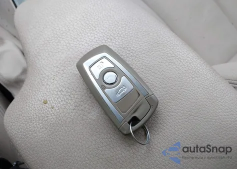 2013 BMW 328I xDrive from USA, damaged, VIN WBA3B5C52DF593596